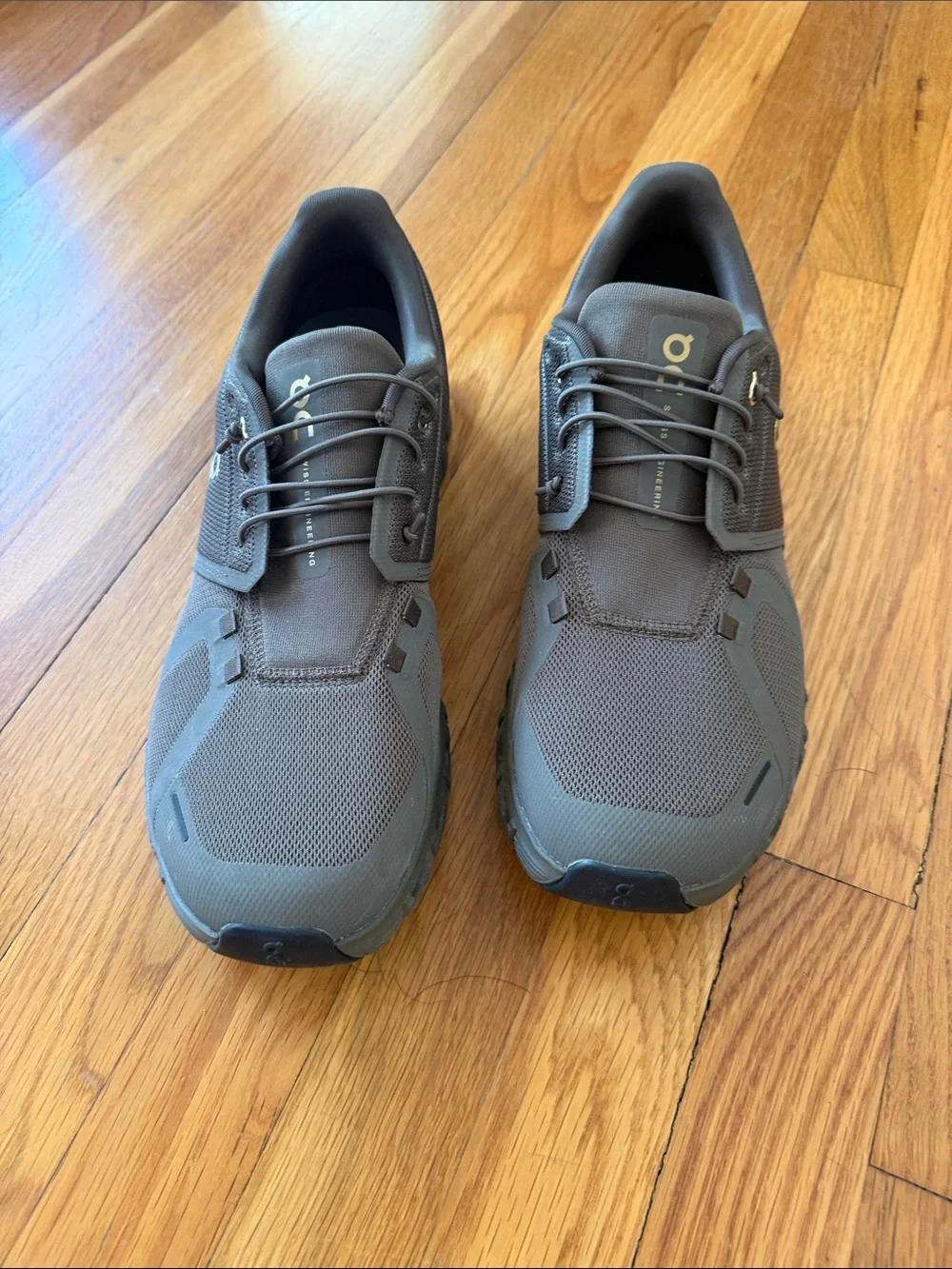 On Running Men's Cloud 6 Sneakers in Grizzly Grizzly(earth-toned brown)